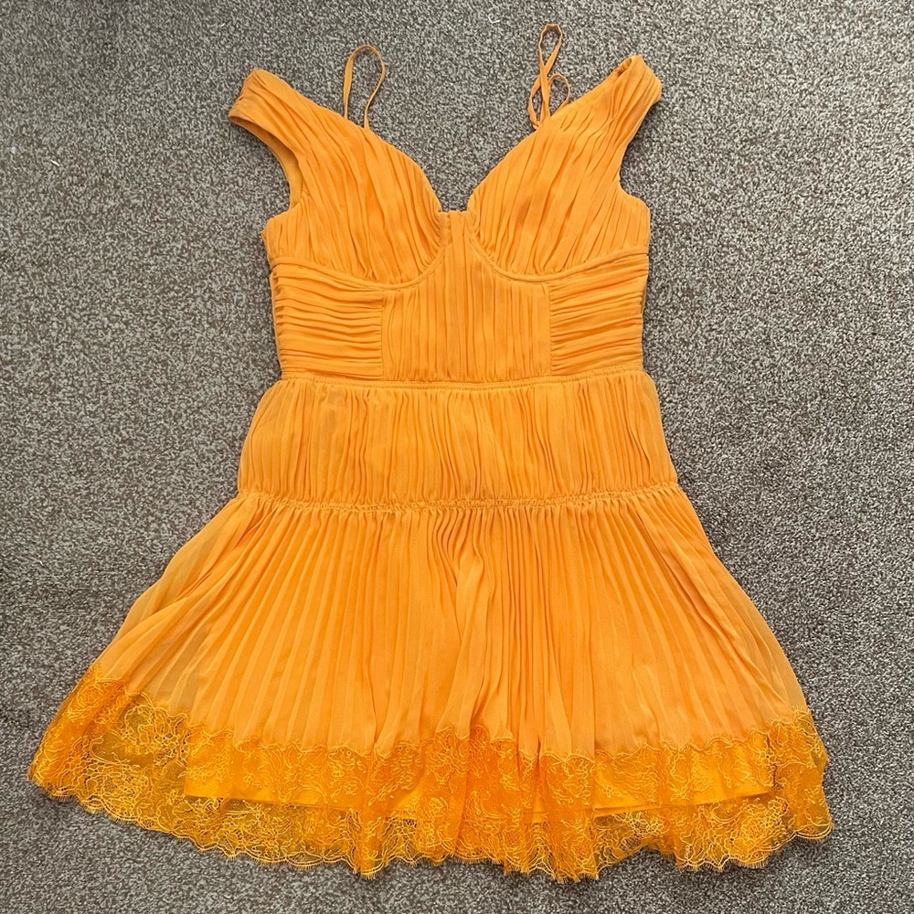 Self Portrait dress size US 6